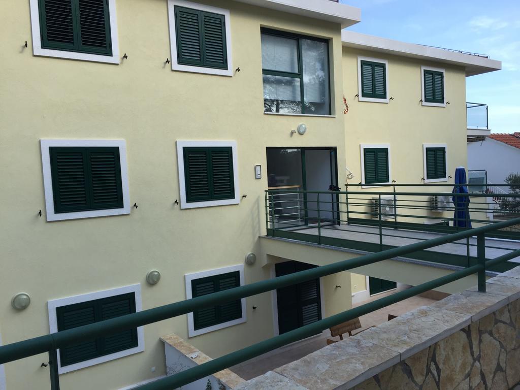 Apartment Maestral Rogač Dış mekan fotoğraf